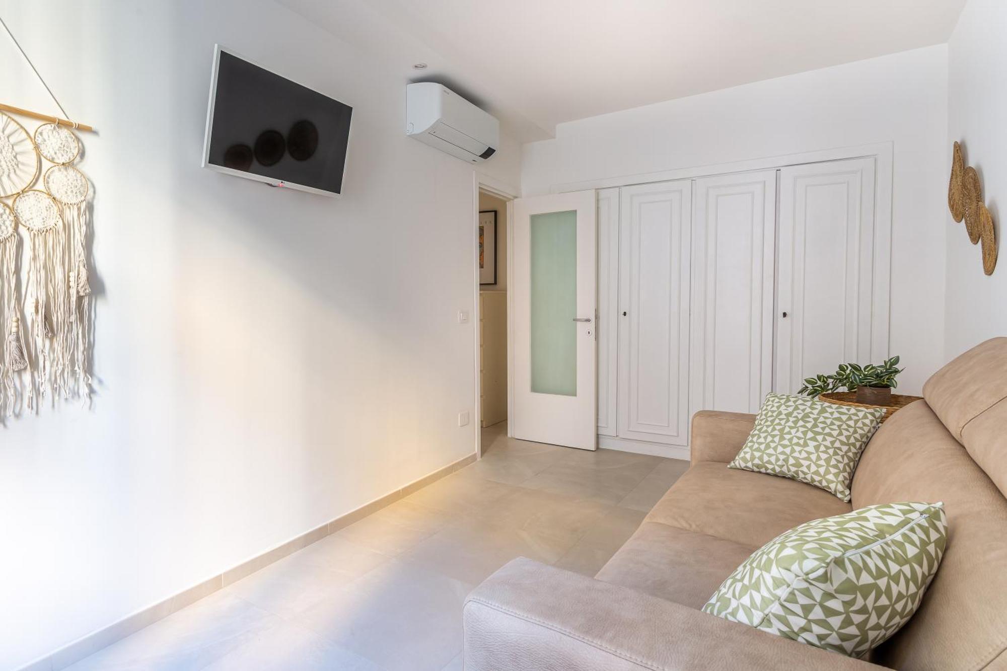 Iflat New Cozy Retreat Near The Colosseum Rom