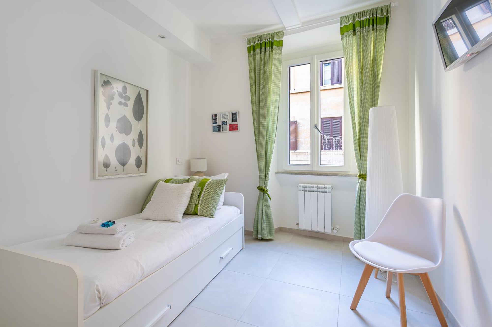 Iflat New Cozy Retreat Near The Colosseum Apartment